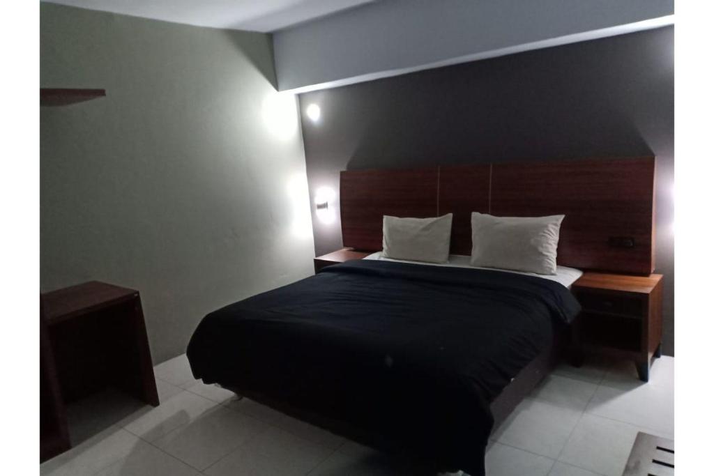 Двухместный (Улучшенный двухместный номер с 1 кроватью или 2 отдельными кроватями) отеля Hotel D'Boegis, Джакарта