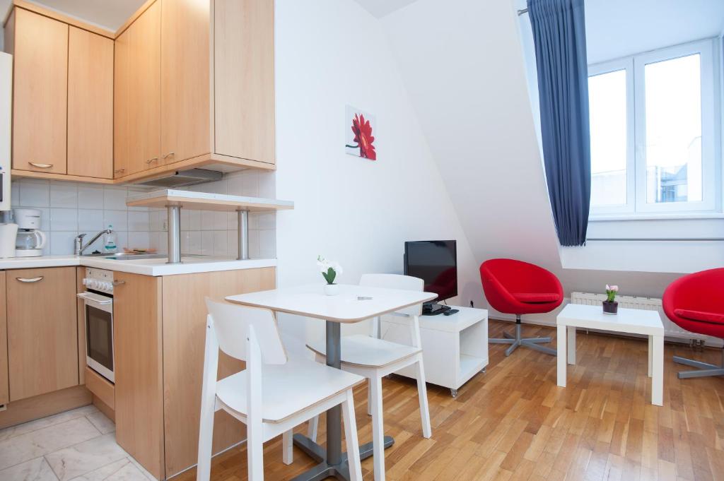 Студио (Апартаменты с открытой планировкой: Mariannengasse, 30a - В мансарде), Vienna-apartment-one Mariannengasse