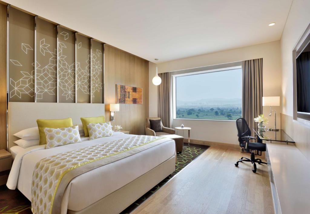 Двухместный (Номер Делюкс), Radisson Gurugram Udyog Vihar