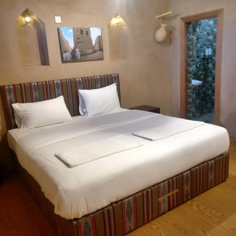 Двухместный (Бюджетный двухместный номер с 1 кроватью или 2 отдельными кроватями) загородного отеля Nizwa Heritage Inn, Низва