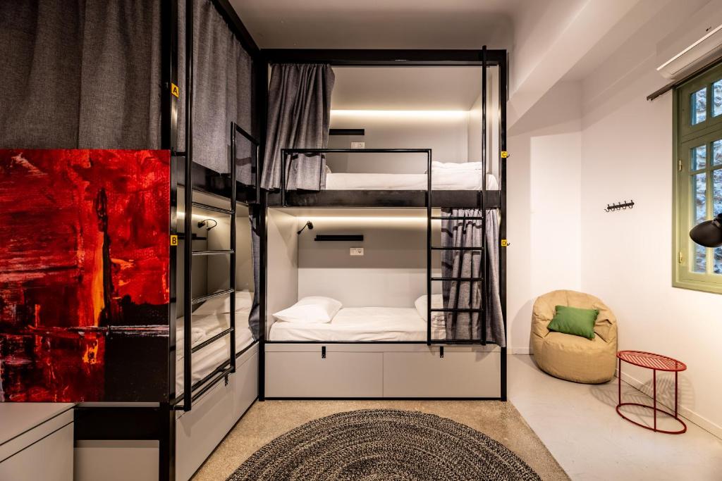 Номер (Кровать в общем номере для женщин с 4 кроватями) хостела Athens Hub Hostel, Афины