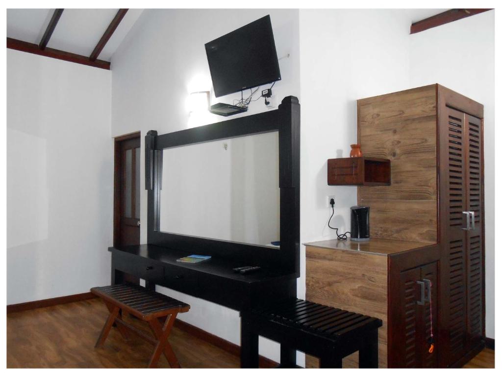 Трехместный (Трехместный номер, вид на сад), Fort Edge Retreat