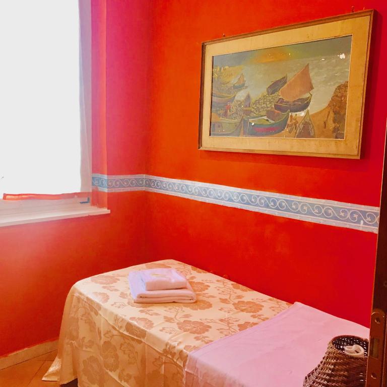 Одноместный (Стандартный одноместный номер с общей ванной комнатой), when in Rome Accommodation Guest House