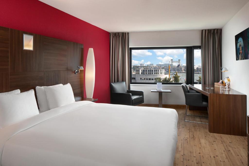 Двухместный (Design Panorama) отеля Inntel Hotels Rotterdam Centre, Роттердам