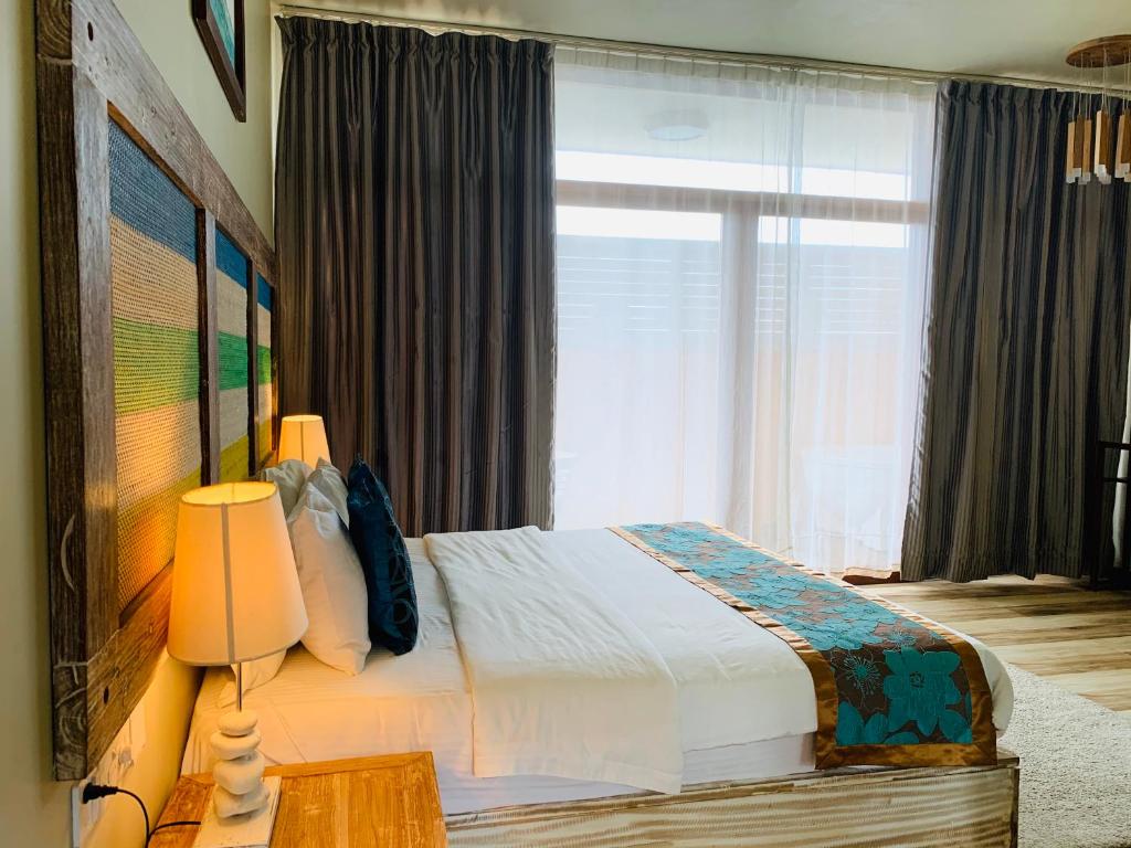 Двухместный (Номер с кроватью размера «queen-size») отеля Thaproban Pavilion Waves Unawatuna, Унаватуна