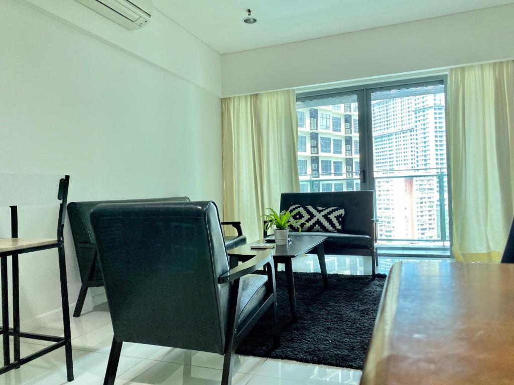 Номер (Bed in 10-Bed Mixed Dormitory Room (Netflix + 100Mbps)), Summer Suites KLCC Apartments