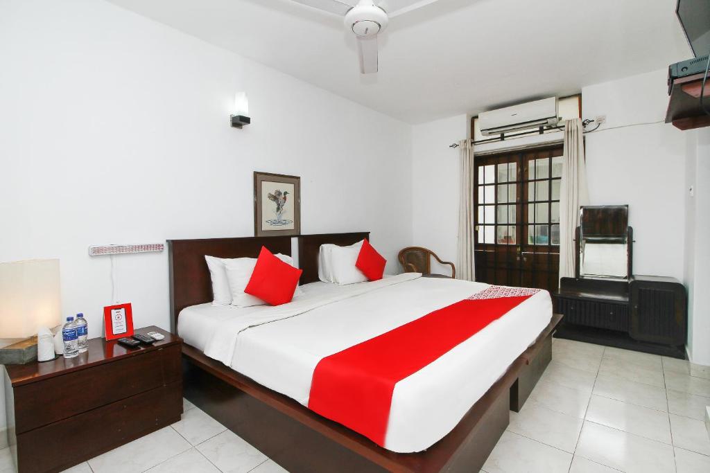 Двухместный (Стандартный двухместный номер с 1 кроватью) отеля Yoho Lavinia Villa, Дехивала-Маунт-Лавиния