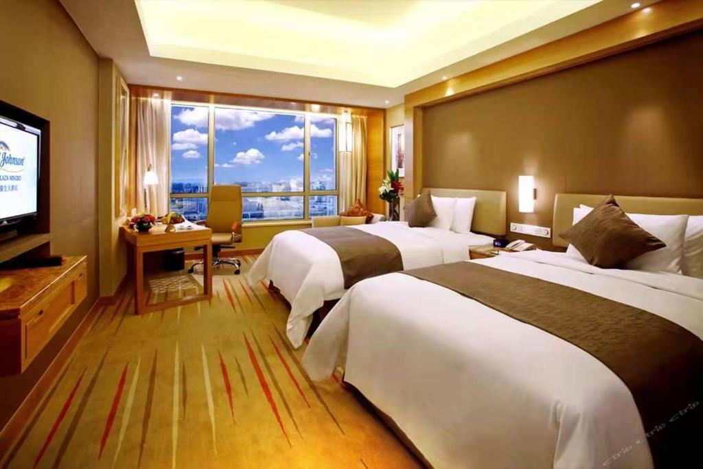 Двухместный (Улучшенный двухместный номер с 1 кроватью) отеля Howard Johnson Sunshine Plaza Ningbo, Нинбо