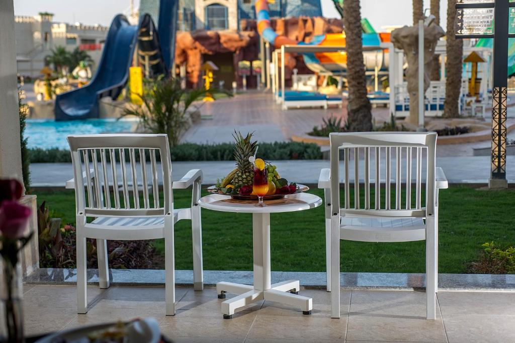 Двухместный (Номер Делюкс, вид на аквапарк) курортного отеля Aqua Blu Sharm El Sheikh, Шарм-эль-Шейх