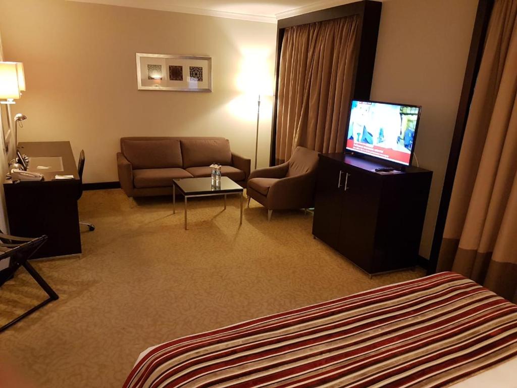 Семейный (Семейный номер Делюкс - Для некурящих), Отель Ramada Plaza by Wyndham Dubai Deira