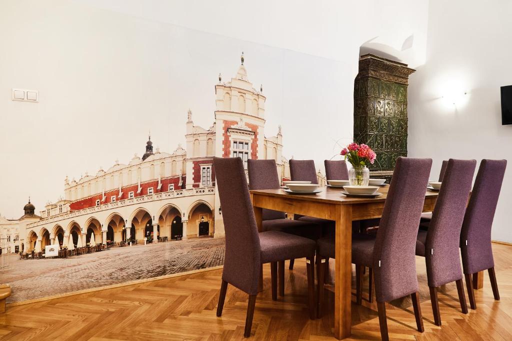 Апартаменты (Апартаменты с 2 спальнями и видом на город - Лиловый), Krakow For You Budget Apartments