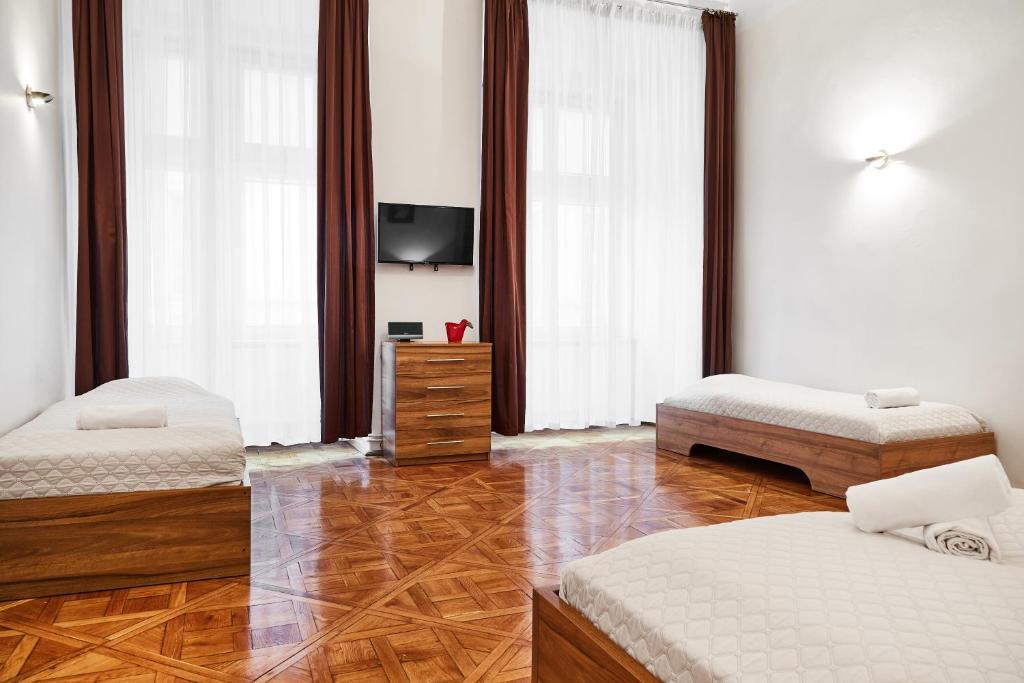 Апартаменты (Апартаменты с 2 спальнями и видом на город - Лиловый), Krakow For You Budget Apartments