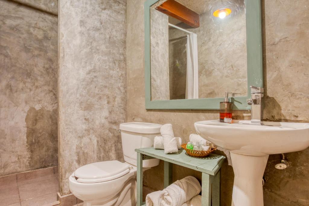 Двухместный (Small Room Shared Bathroom) отеля Hotel Clipper, Канкун