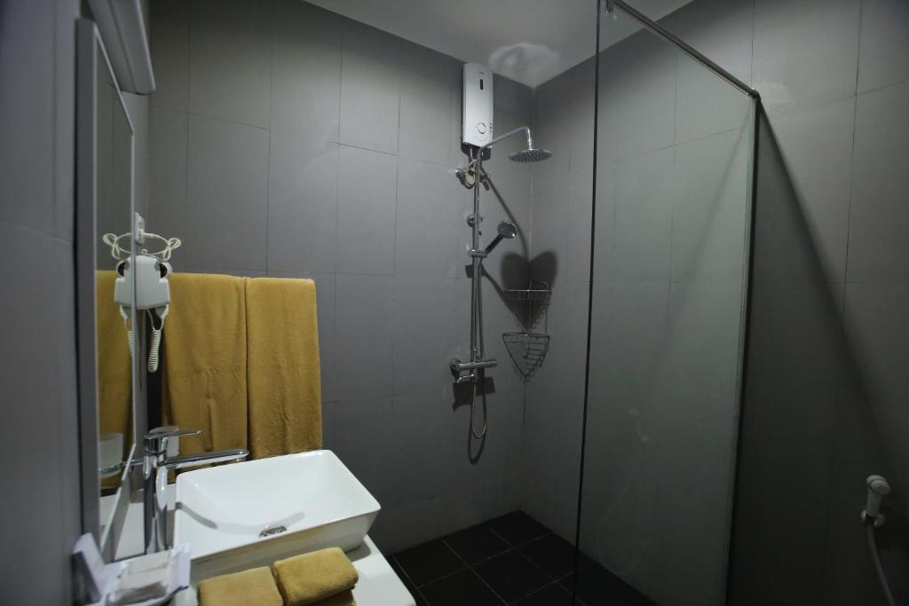 Двухместный (Стандартный двухместный номер с 1 кроватью и общей ванной комнатой) отеля Shivas Beach Resort, Тринкомали