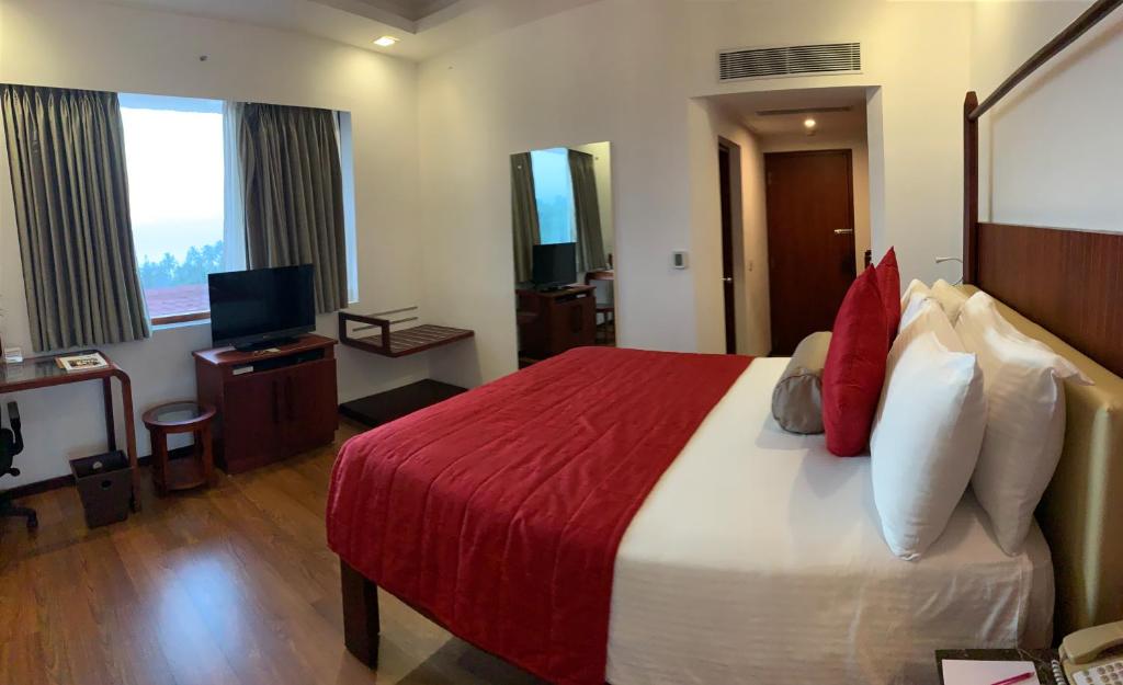 Четырехместный (Deluxe Room Sea View with Queen bed with 10% discount on Food and Beverage), The Gateway Hotel Janardhanapuram Varkala