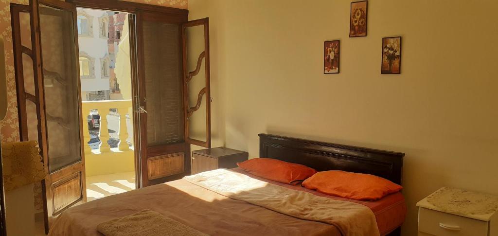 Двухместный (Двухместный номер Делюкс с 1 кроватью и балконом) гостевого дома Villamar Red Sea View, Хургада