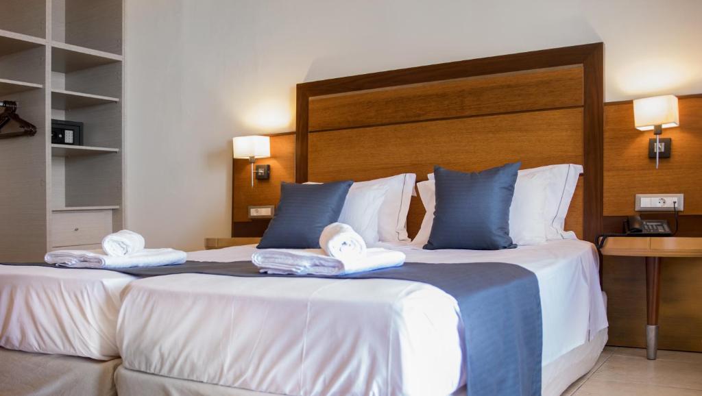 Двухместный (Двухместный номер с 2 отдельными кроватями) отеля Manousos City Hotel, Родос