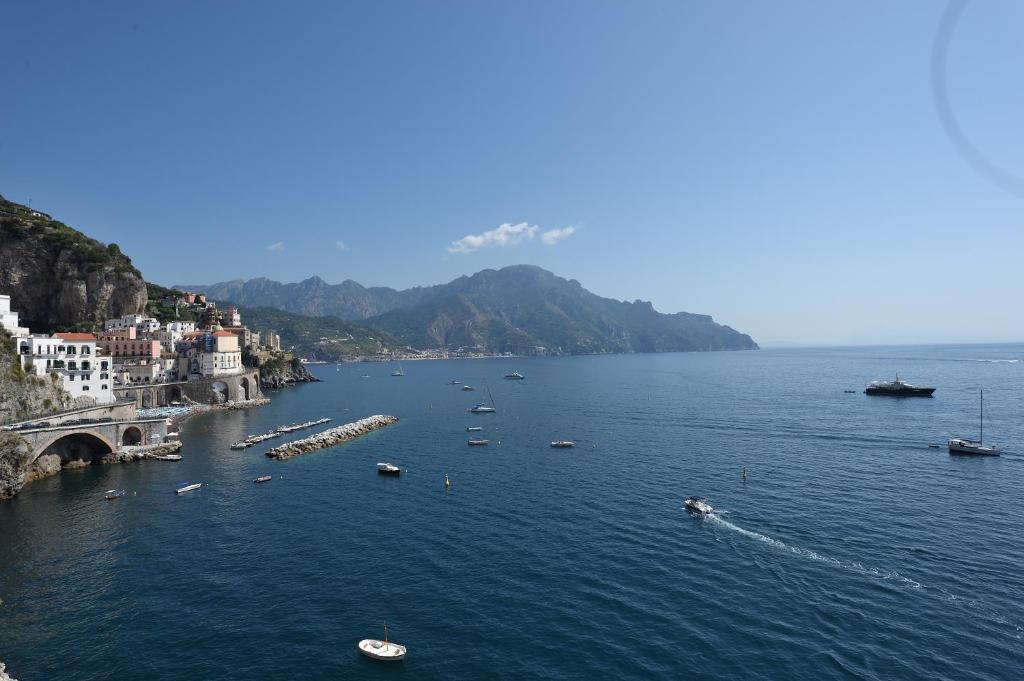 Сьюит (Люкс — Дополнительное здание с террасой, вид на море), Hotel Luna Convento