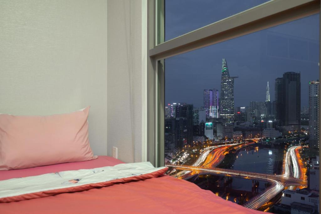 Апартаменты (Апартаменты с 2 спальнями), MILLENIUM SAIGON RIVERSIDE with BITEXCO VIEW