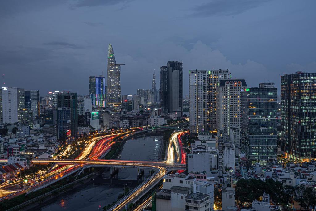 Апартаменты (Апартаменты с 2 спальнями), MILLENIUM SAIGON RIVERSIDE with BITEXCO VIEW