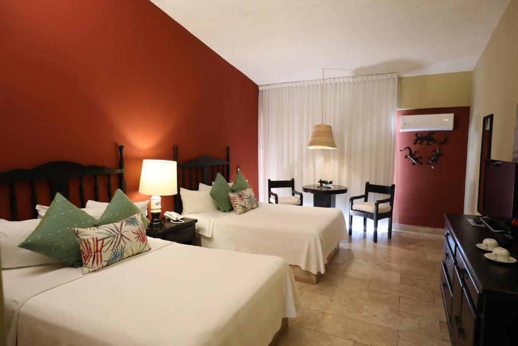 Двухместный (Двухместный номер с видом на сад) отеля Hotel Montetaxco, Таско-де-Аларкон