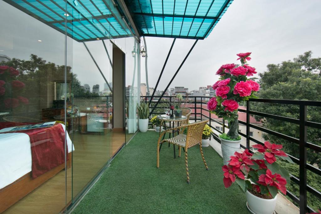 Сьюит (Люкс с террасой), Hanoi Lotus Boutique Hotel