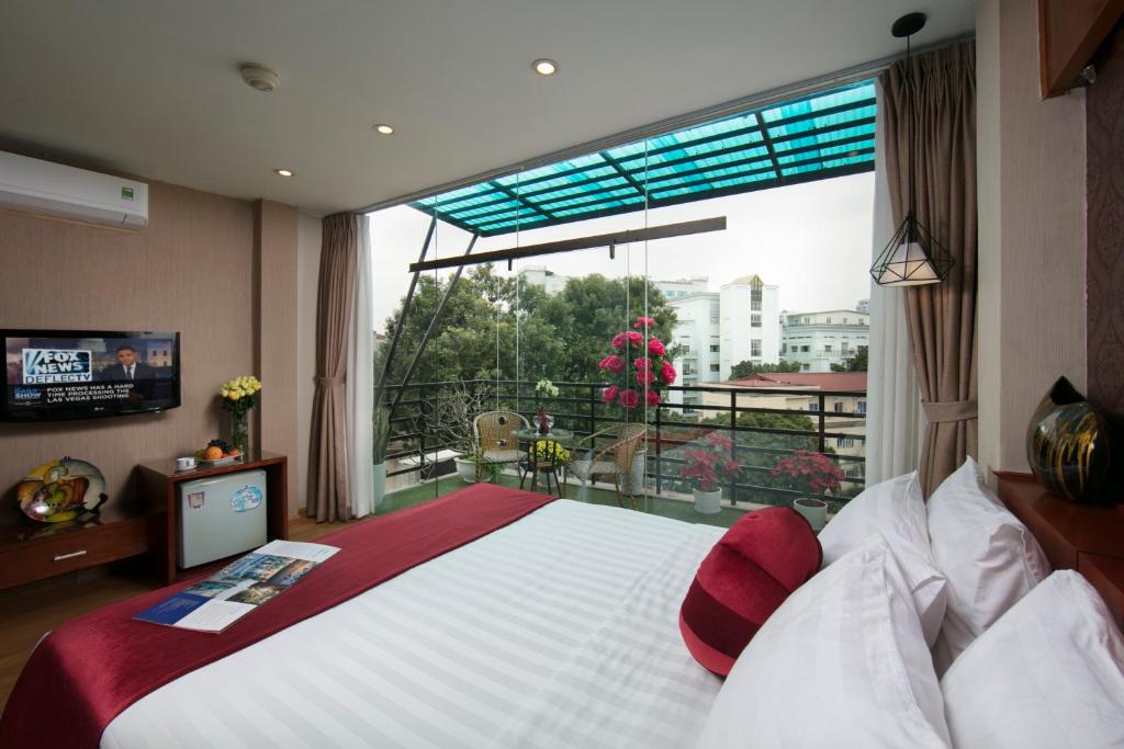 Сьюит (Люкс с террасой), Hanoi Lotus Boutique Hotel