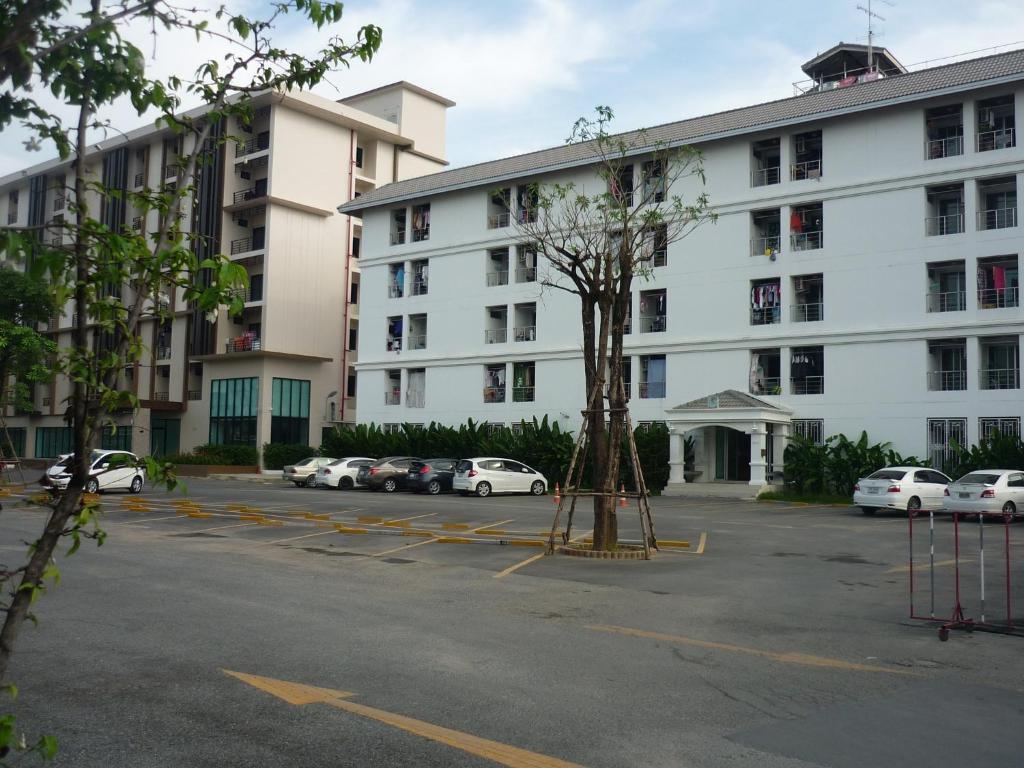 Апарт-отель Ben Place, Бангкок