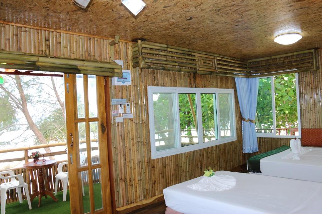 Номер (Бунгало с видом на море), Ruan Mai Naiyang Beach Resort