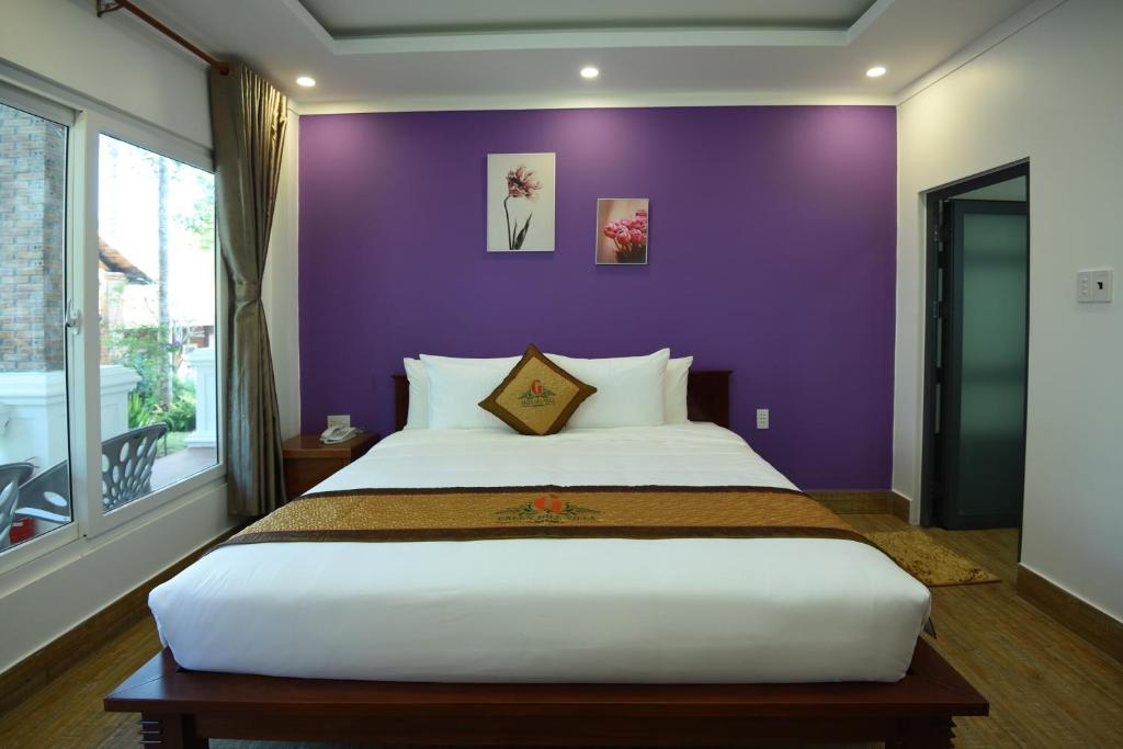 Двухместный (Двухместный номер Делюкс с 1 кроватью или 2 отдельными кроватями и балконом) курортного отеля Đồi Sao Phú Quốc, Дуонг-Донг
