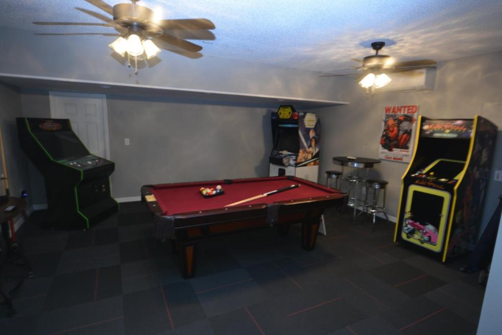 Номер (Дом для отпуска), 2809FB 4-Bed Disney Area Pool Home Games Room, Spa