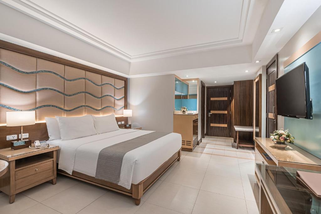 Двухместный (Номер Делюкс) курортного отеля Henann Resort Alona Beach, Панглао