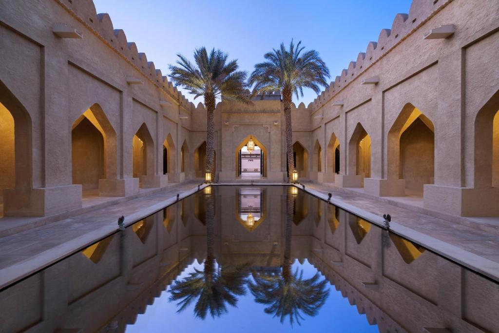 Вилла (Вилла Royal Pavilion с собственным бассейном), Курортный отель Anantara Qasr al Sarab Desert Resort