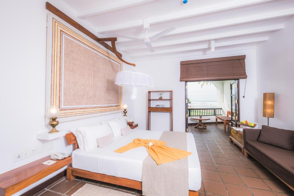 Двухместный (Двухместный номер Делюкс с 1 кроватью, бесплатной йогой и медитацией) отеля Heritance Ayurveda Mahagedara, Берувала