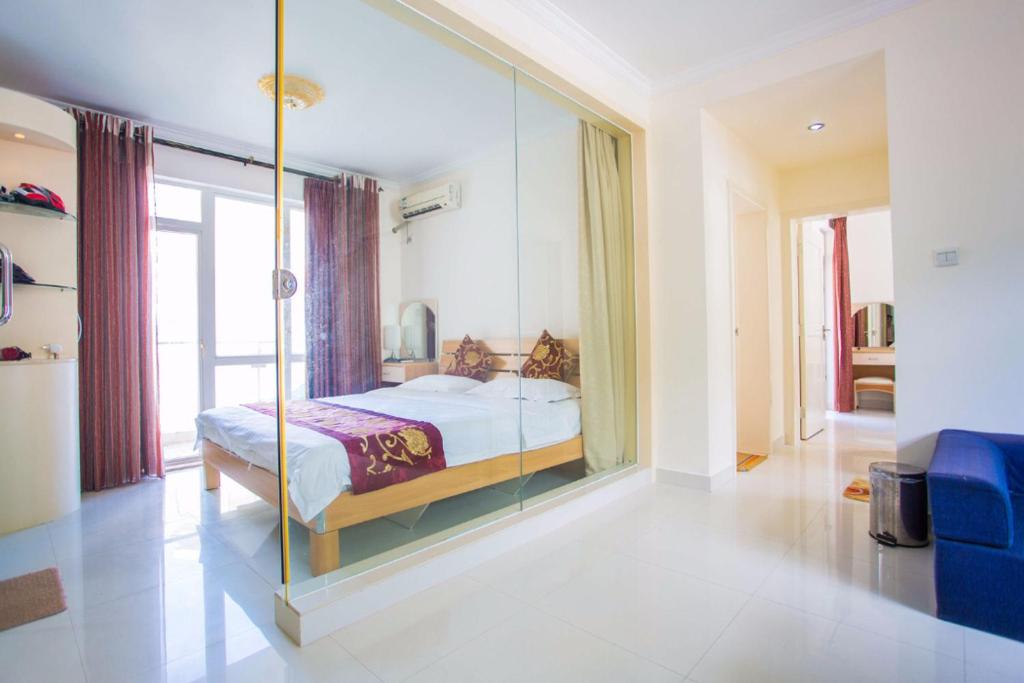 Трехместный (Трехместный номер Делюкс) апартамента Sunshine Holiday Resort Sanya Apartment - Yalong Bay Branch, Санья
