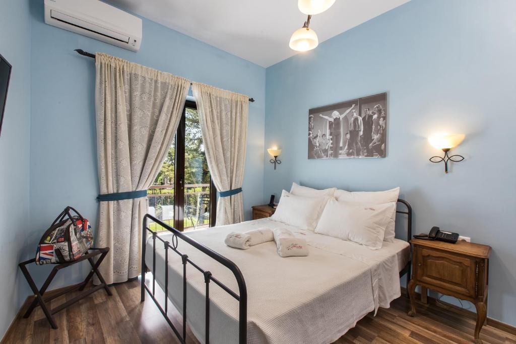 Двухместный (Классический двухместный номер с 1 кроватью) отеля Theatro Hotel Odysseon, Калампака