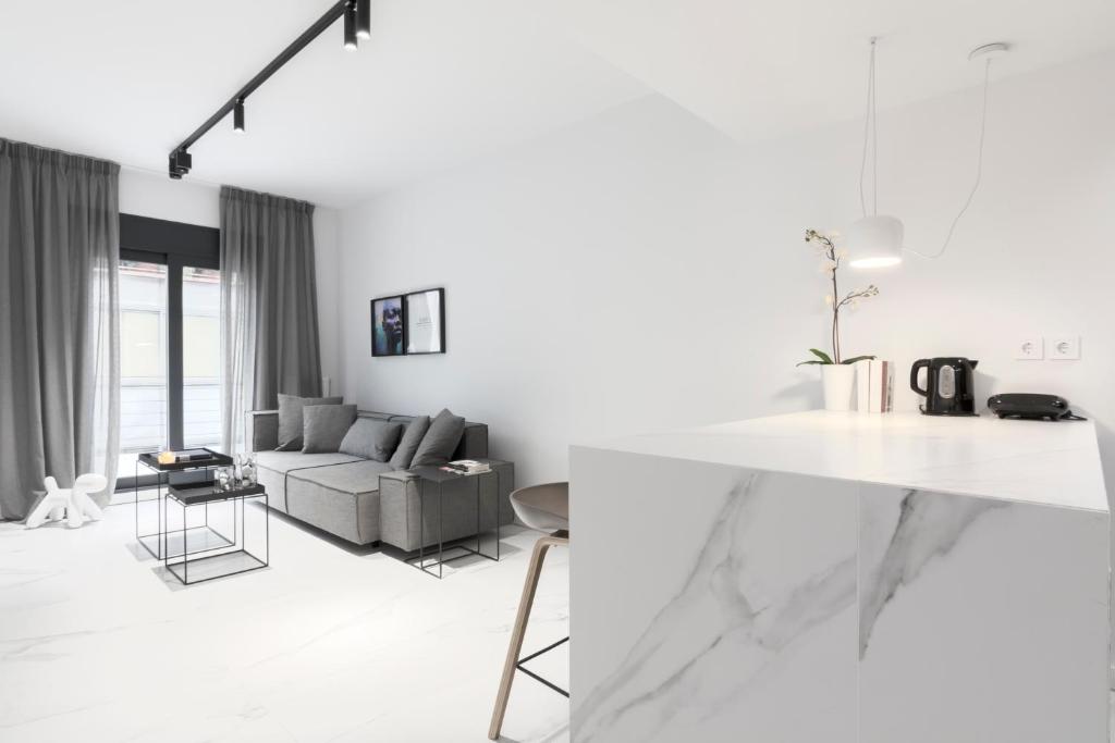 Апартаменты (Апартаменты с балконом), Heritage Boutique Apartments