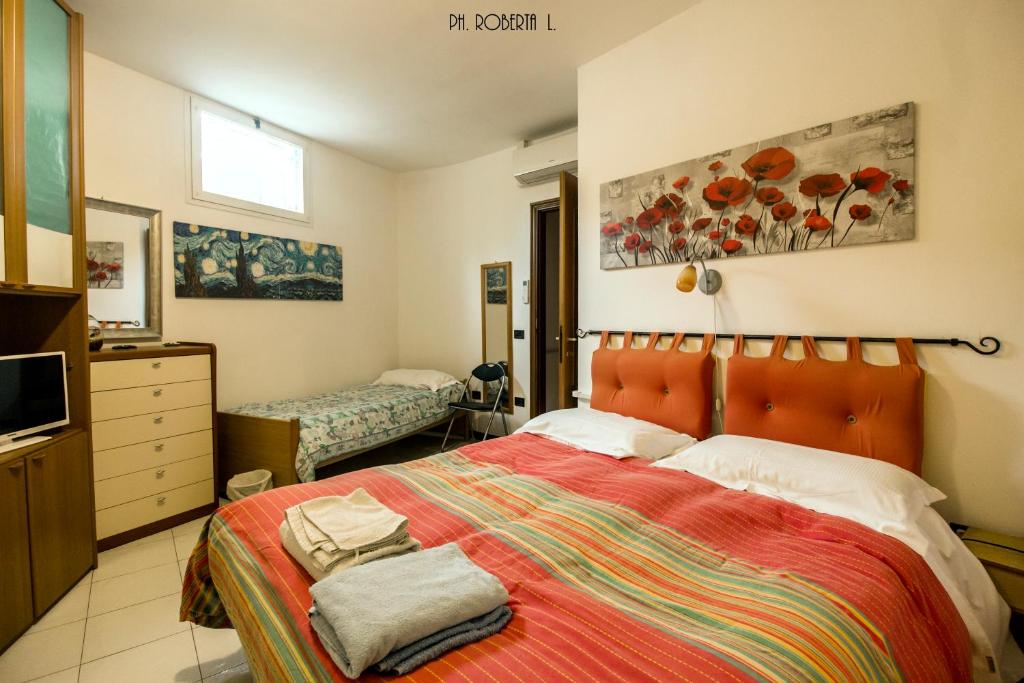 Двухместный (Большой двухместный номер с 1 кроватью) отеля Profumo di Mare, Сан-Ремо