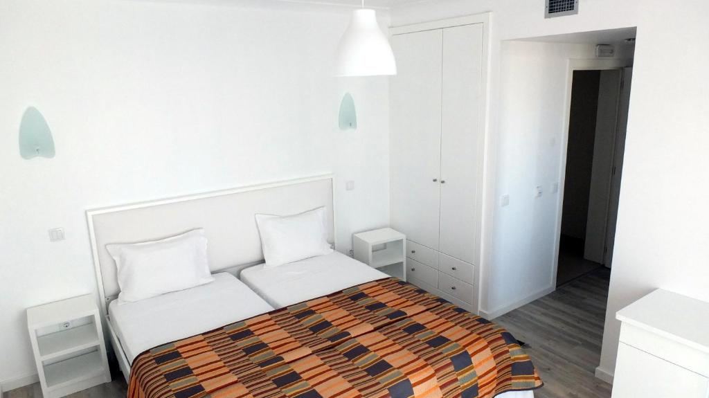 Двухместный (Двухместный номер с 1 кроватью или 2 отдельными кроватями) отеля Hotel Baleal Spot, Балеал