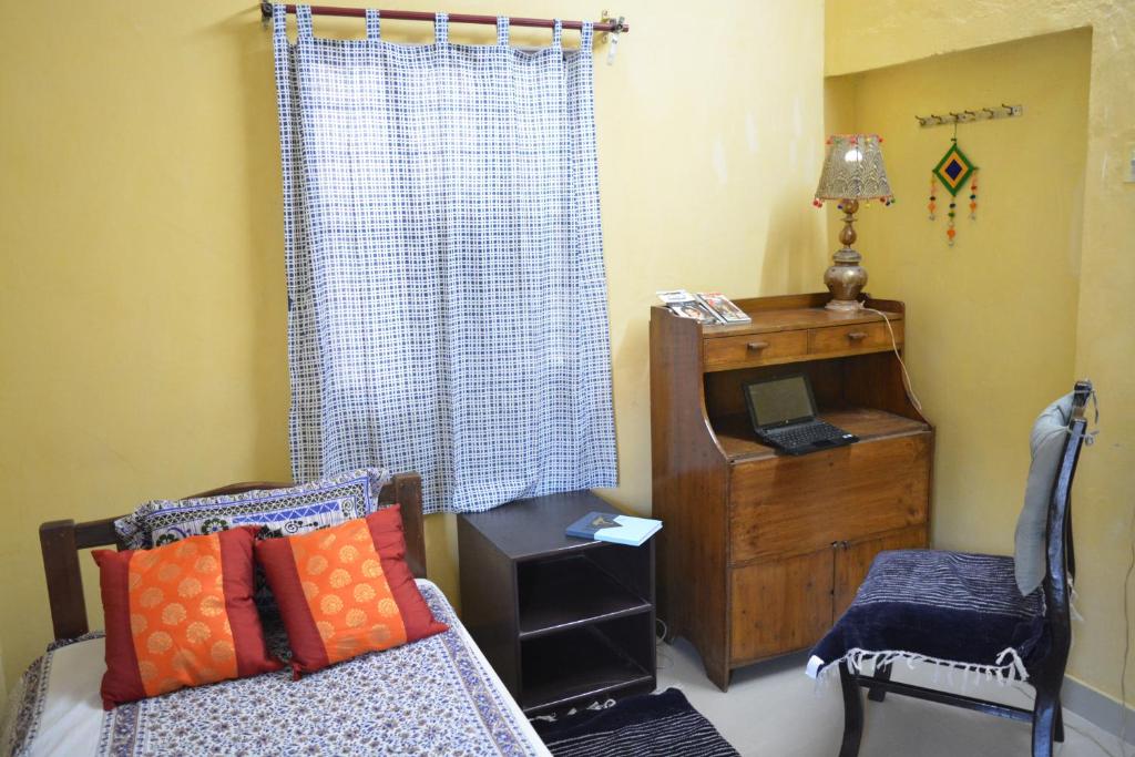 Одноместный (Одноместный номер с ванной комнатой), Nadya Homestay Jaipur