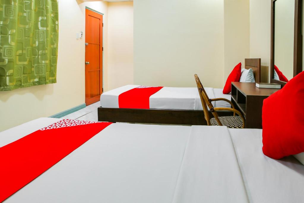 Двухместный (Двухместный номер Делюкс с 2 отдельными кроватями) отеля OYO 499 Le Pensione de San Jose, Панглао