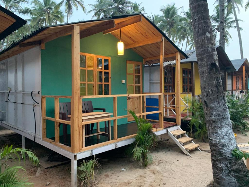 Номер (Стандартное бунгало с вентилятором), Roundcube Beach Bungalows