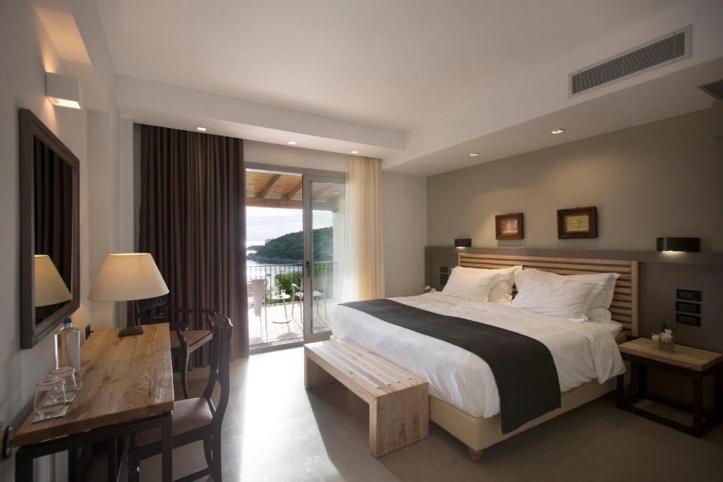 Сьюит (Люкс с 1 спальней) отеля Domotel Agios Nikolaos Suites Resort, Сивота