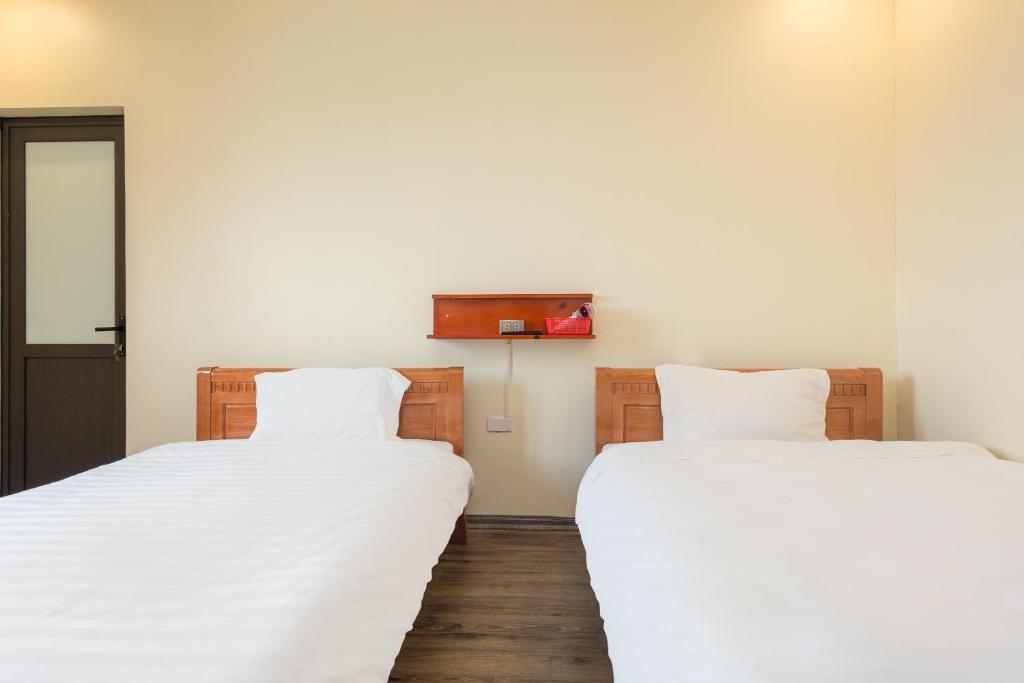Двухместный (Стандартный двухместный номер с 2 отдельными кроватями) отеля SPOT ON 688 Anh Tuan Hotel, Бакнинь