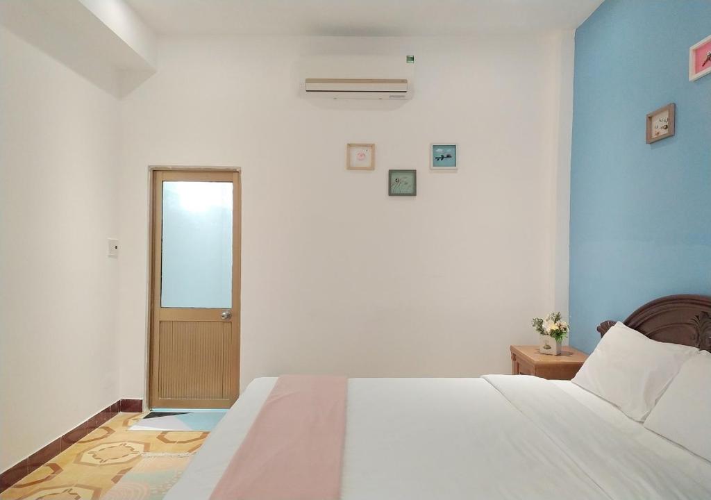 Двухместный (Улучшенный двухместный номер с 1 кроватью), Mint Homestay Nha Trang