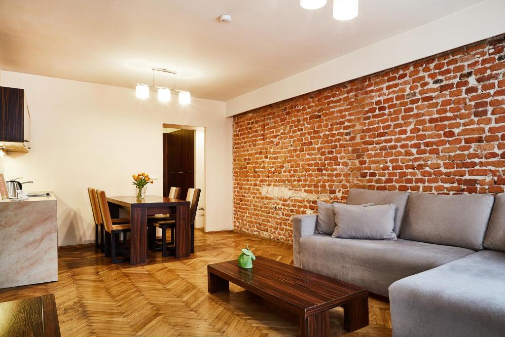 Апартаменты (Апартаменты с 1 спальней и видом на Рыночную площадь), Krakow For You Apartments