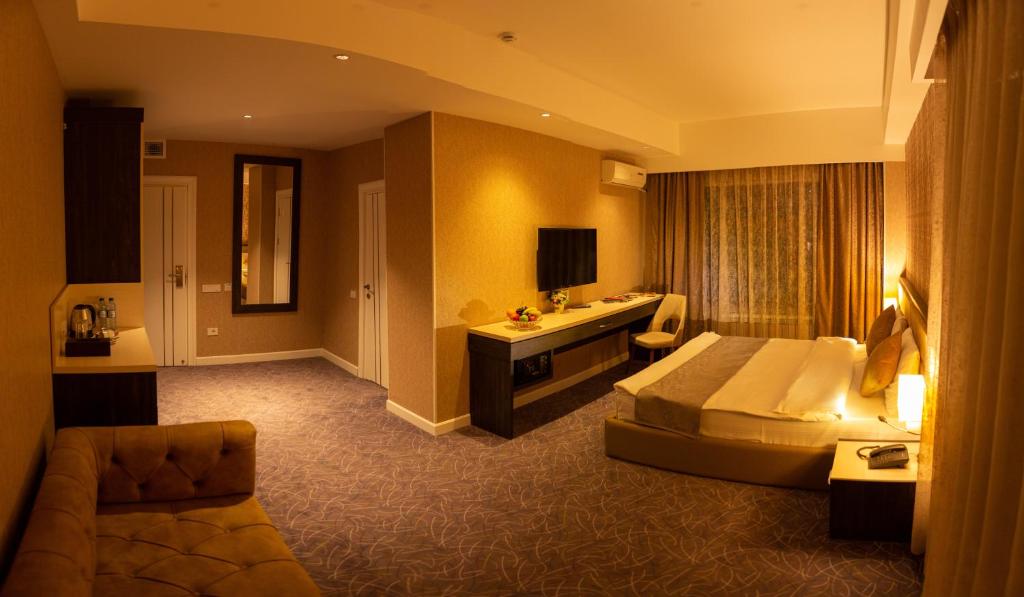 Двухместный (Стандартный двухместный номер с 1 кроватью) отеля Parkway Inn Hotel & Spa, Баку
