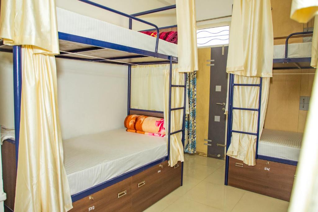 Номер (Кровать в общем номере для мужчин и женщин с 10 кроватями), Hostel Karwaan Jaipur