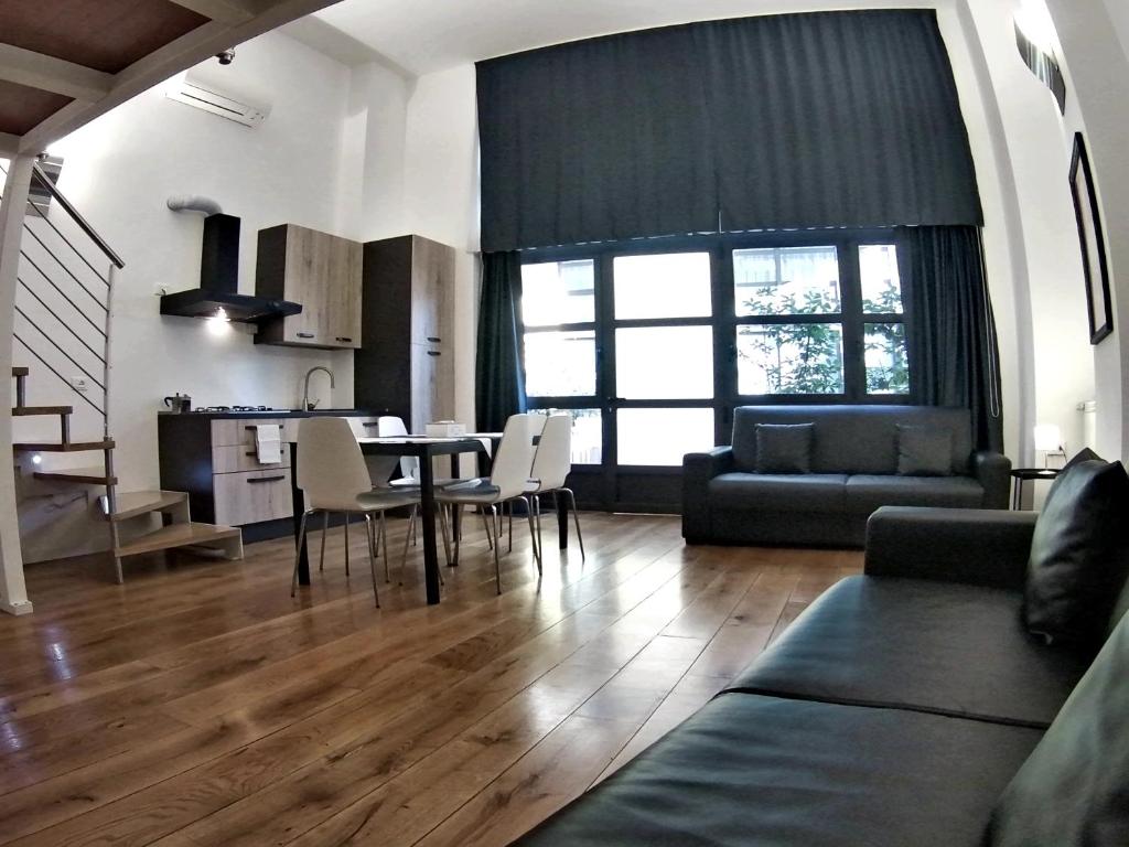 Студио (Studio - Split Level ( 6 Adults)), La Maison del Capestrano