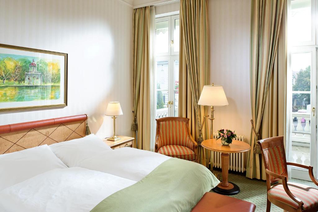 Двухместный (Улучшенный двухместный номер с 2 отдельными кроватями) отеля Hotel Am Jägertor, Потсдам
